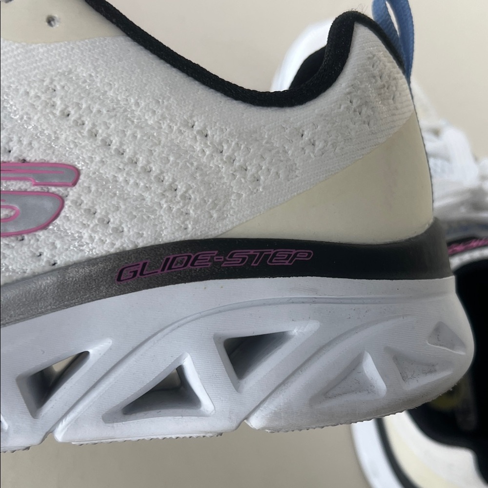 sketcher GLIDE-STE women’s shoes,RUN//TRAIN, memory foam, new style size 9 - Picture 9 of 14